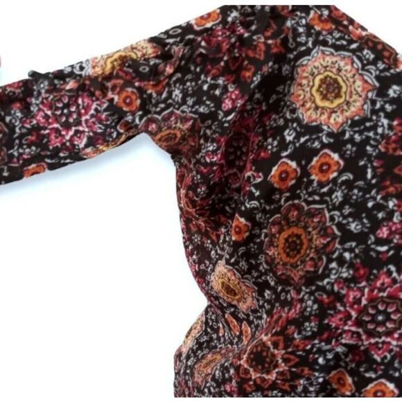 XHILARATION BLACK & PINK FLORAL COLD SHOULDER ROMPER SZ.M NWT. - Picture 4 of 9